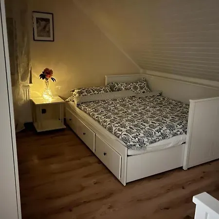 Zentral Gelegene Mit Parkplatz Apartman